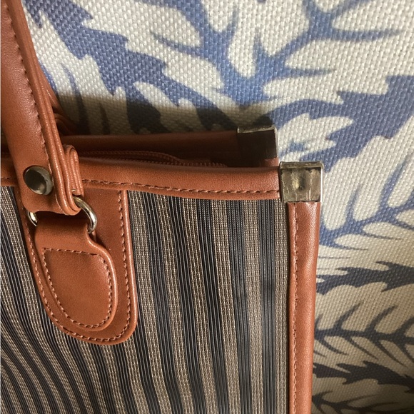 Jackson vintage  bag super nice and so fendi looking like - Picture 10 of 11